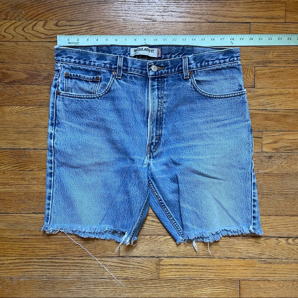 Levi’s Cut Off Jean Shorts